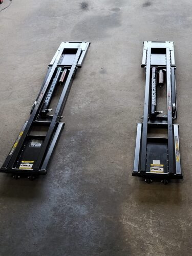 QuickJack 5000TL Portable Car Lift – 5,000 lb / 2,268 kg ALI Certified Capacity, 110V Power, 24" / 61 cm Lift Height, Low-Profile Design for Garage & Shop Use photo review