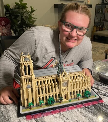 LEGO Architecture Notre-Dame de Paris 21061, Collectible Model Building Set for Adults, Historic Paris Landmark Replica, Gift for Architecture and Travel Lovers photo review